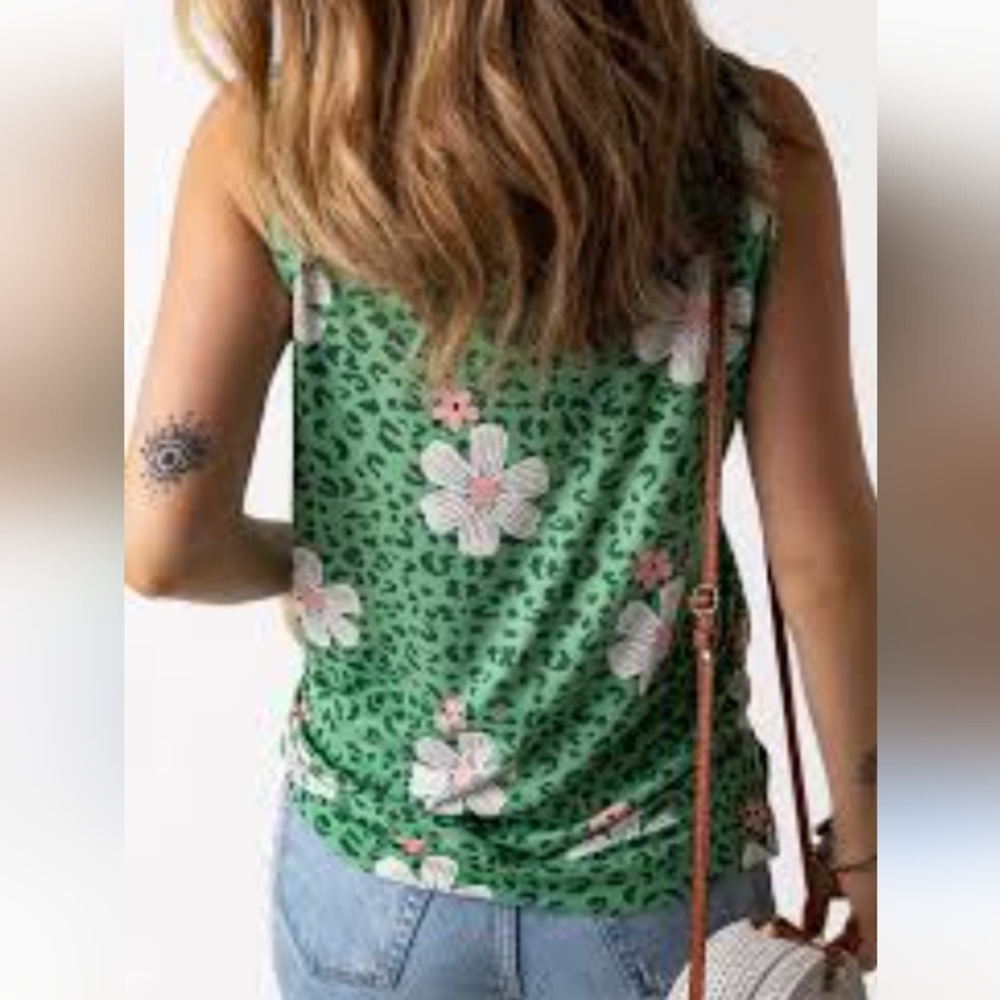 Green Crew Neck Floral Leopard Print Tank Top Size XL NWOT P2P 22 In - Picture 2 of 5